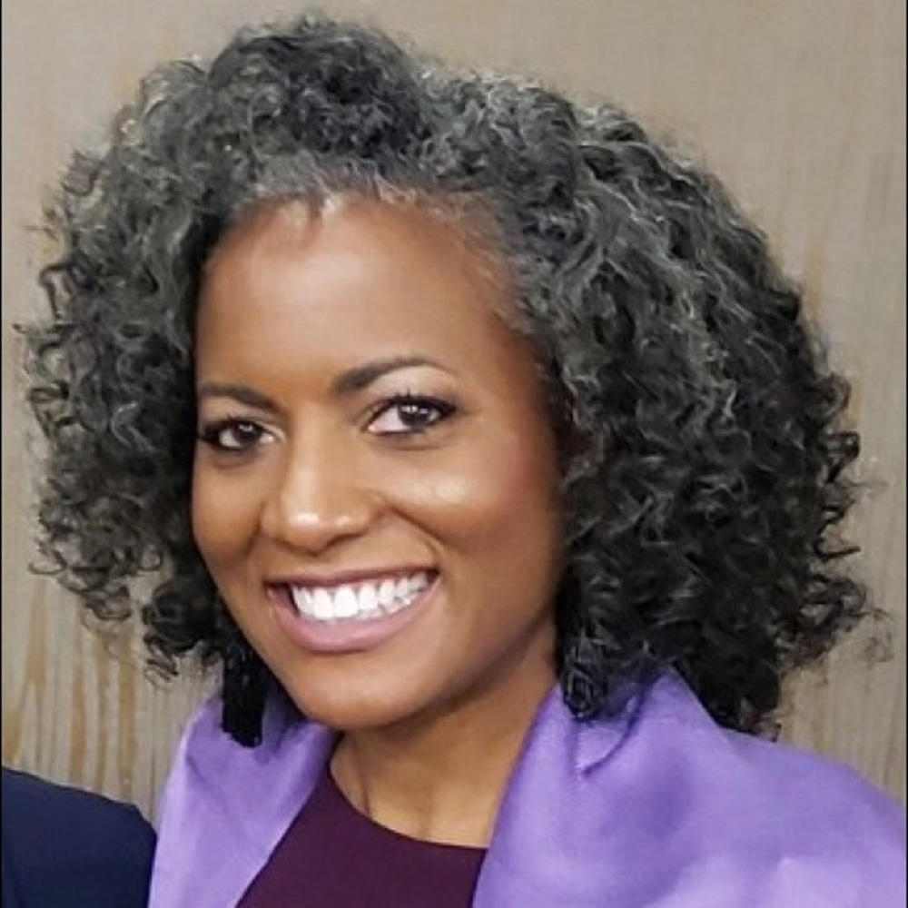 Meet your Posher, Cassandra